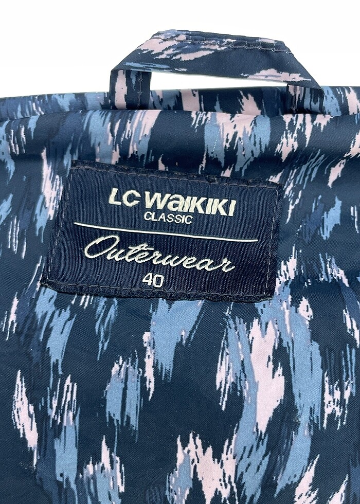 LC Waikiki Yağmurluk %70 İndirimli. - Görsel 4