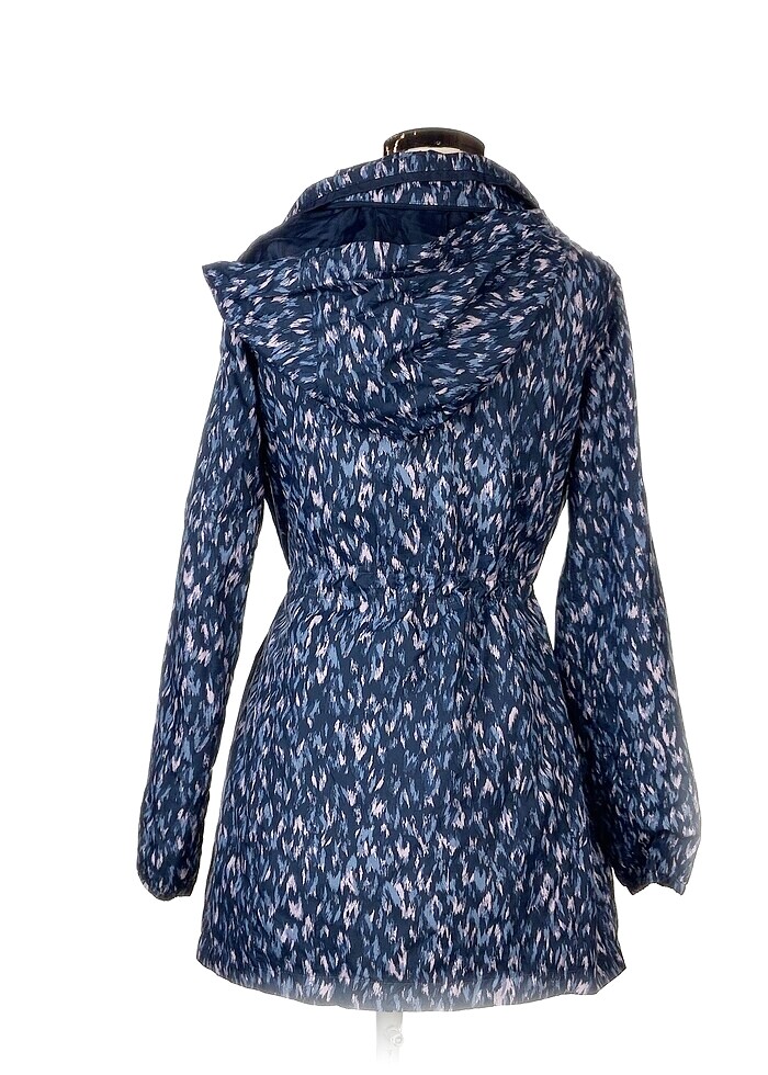 LC Waikiki Yağmurluk %70 İndirimli. - Görsel 3