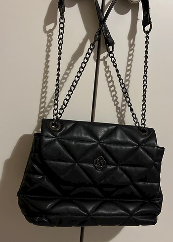 Zincir Detaylı Siyah Deri Kadın Çanta - Görsel 4