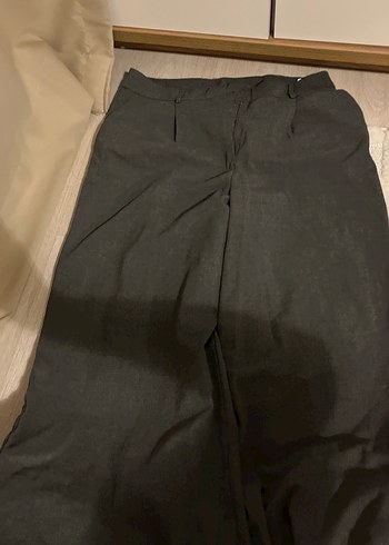 Kemerli Gri Keten Kadın Pantolon - Görsel 2