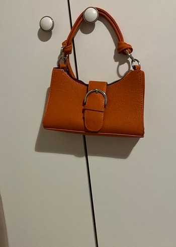 Kilit Tokalı Parlak Kahverengi Deri Çanta - Görsel 4