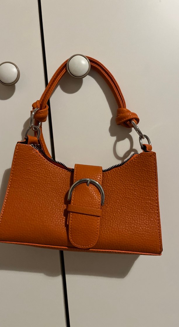 Kilit Tokalı Parlak Kahverengi Deri Çanta - Görsel 3