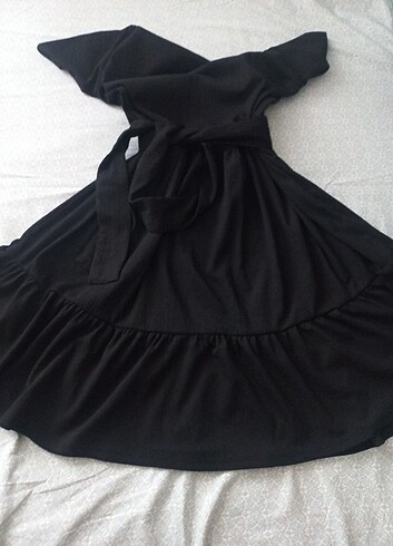 Siyah midi boy elbise 