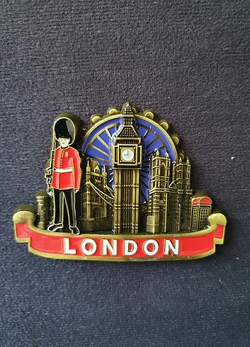 Londra metal magnet