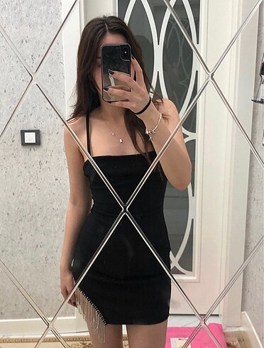 xs Beden siyah Renk Askılı vücuda oturan kısa siyah elbise