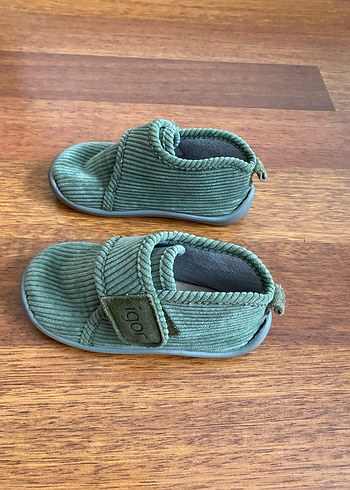 Erkek Çocuk Yeşil Sıcak Terlik İgor - Görsel 3