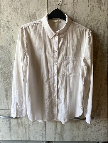 H&M beyaz gömlek