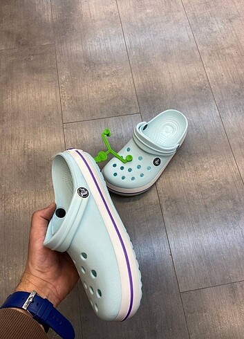 Crocs 