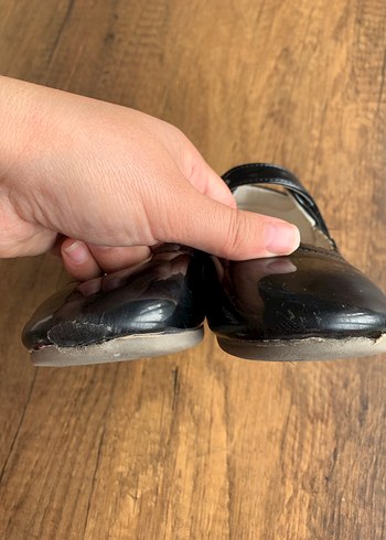 Kız Çocuk Siyah Rugan Tokalı Babet - Görsel 3