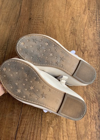 Kırık beyaz gösteri ayakkabısı - Görsel 4