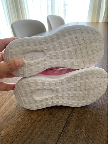 26 Beden Adidas Fortarun spor ayakkabı pembe