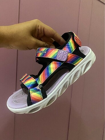 32 Beden Skechers sandalet