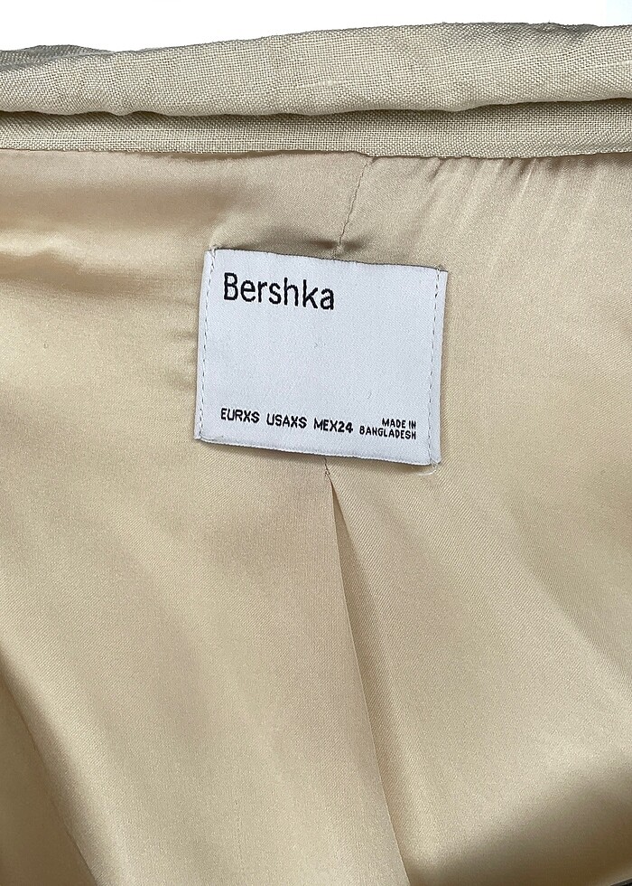 Bershka Trenchcoat %70 İndirimli. - Görsel 4