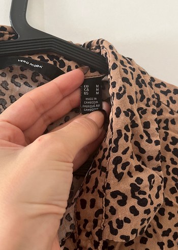 m Beden kahverengi Renk Leopar Desenli Kemerli Midi Elbise