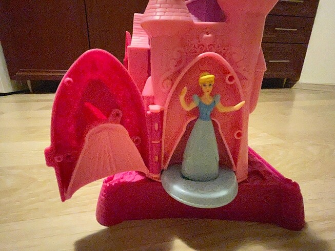 Play-Doh Disney prensesleri