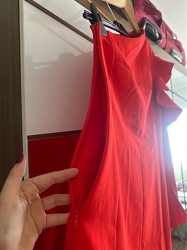 s Beden kırmızı Renk İpekyol elbise