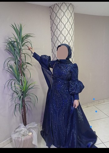 Uzun Kollu İşlemeli Lacivert Gotik Abiye