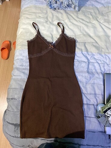 H&M Dantel detaylı kahverengi kısa elbise