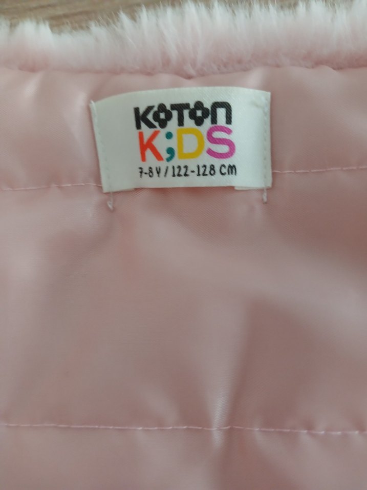 Kız Çocuk Pembe Peluş Yelek - Görsel 3