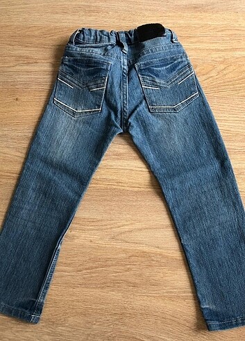 Steve's Jeans. 3 yas erkek cocuk kot pantolon. - Görsel 2