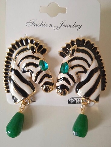 Yeşim Taşlı Zebra Küpe