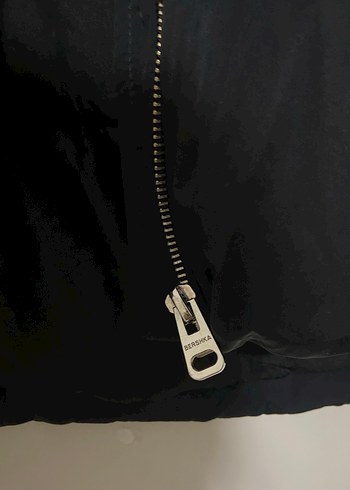 Siyah Fermuarlı Kadın Mont bershka - Görsel 3