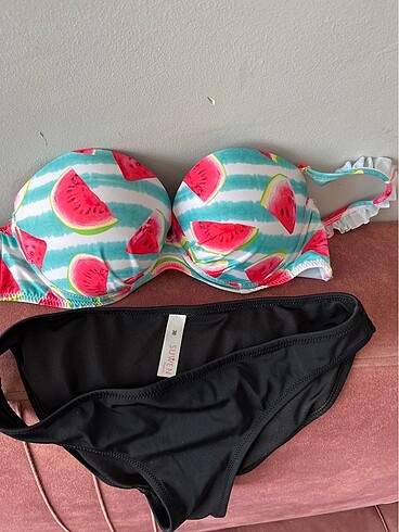 Suwen Bikini takımı