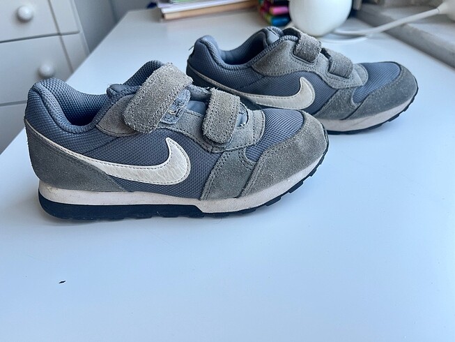 Nike 30 no çocuk ayakkabısı