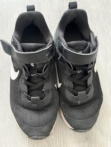 30 Beden siyah Renk Nike 30 Numara Çocuk Ayakkabısı