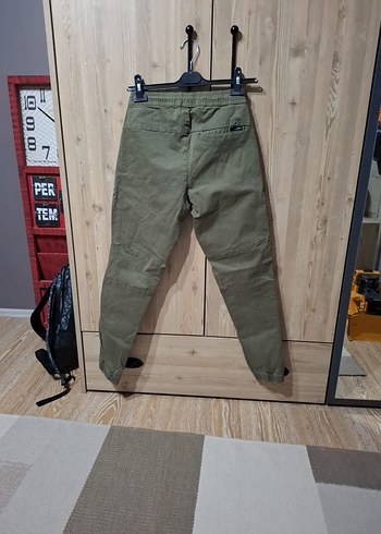 Pull Bear rahat Kesim Erkek Keten Pantolon - Görsel 2