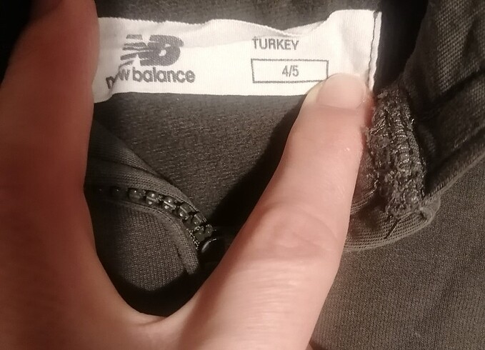 4 Yaş Beden NEW BALANCE ÇOCUK EŞOFMAN ÜSTÜ HOODI
