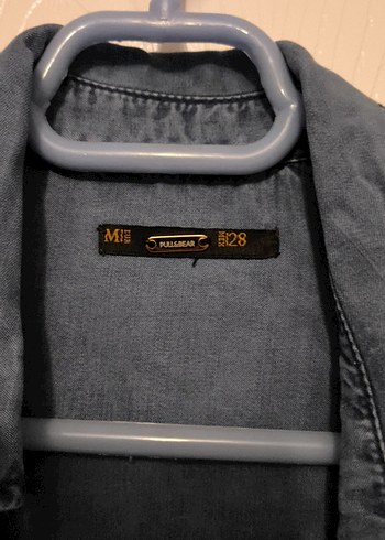 Pull and Bear Gri Mavi lyosel Uzun Kollu Düğmeli Kadın Gömlek