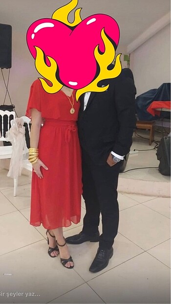 Kırmızı elbıse