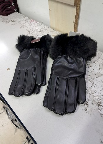 Kürk Detaylı Siyah Deri Kadın Eldiveni - Görsel 4