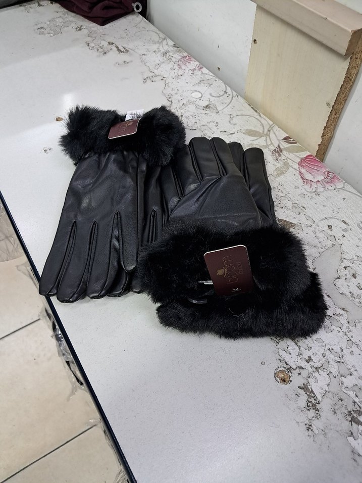 Kürk Detaylı Siyah Deri Kadın Eldiveni - Görsel 3