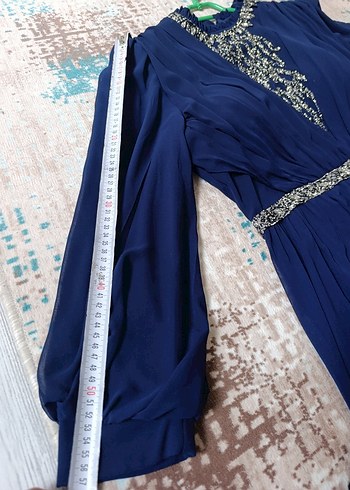 Uzun Lacivert İşlemeli Kadın Abiye Elbise - Görsel 5