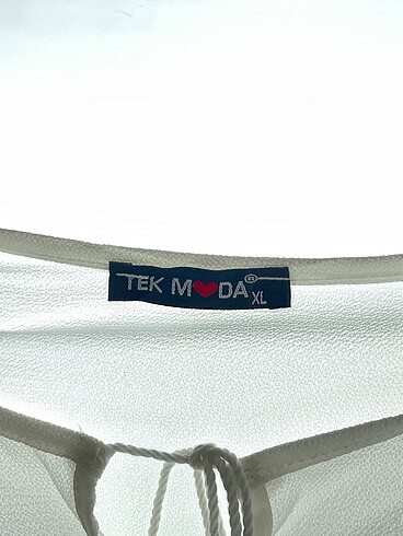 l Beden beyaz Renk PreLoved Bluz %70 İndirimli.