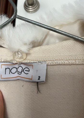 Beyaz Peluş Yaka Kadın Ceket - Görsel 3