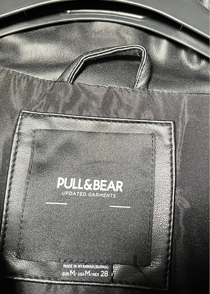 Pull and bear siyah yelek - Görsel 3