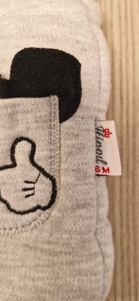 Erkek Çocuk Gri Kapüşonlu Düğmeli Yelek - Görsel 4