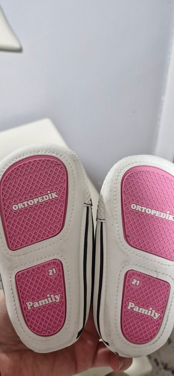 Kız Çocuk Pembe Batik Desenli Spor Ayakkabı - Görsel 3