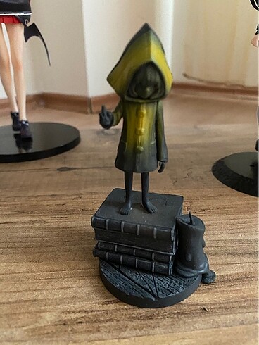  Little nightmares figür (kutusu mevcut)