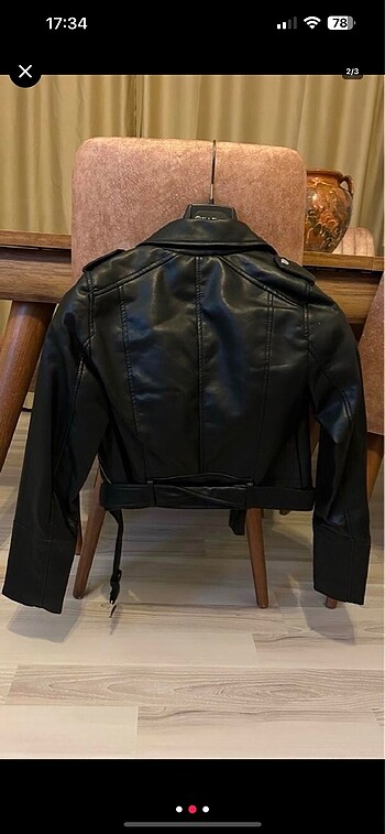 s Beden Etiketli Pull and Bear Deri Ceket