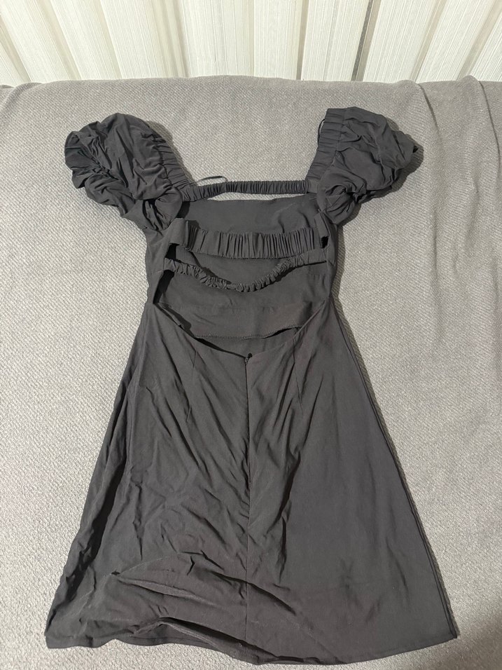 Stradivarius Sırt dekolteli elbise - Görsel 2