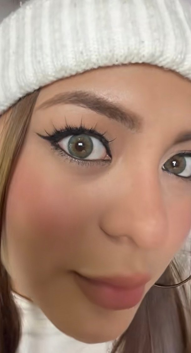 Gri Renkli Beyaz Takma Kirpik - Görsel 4