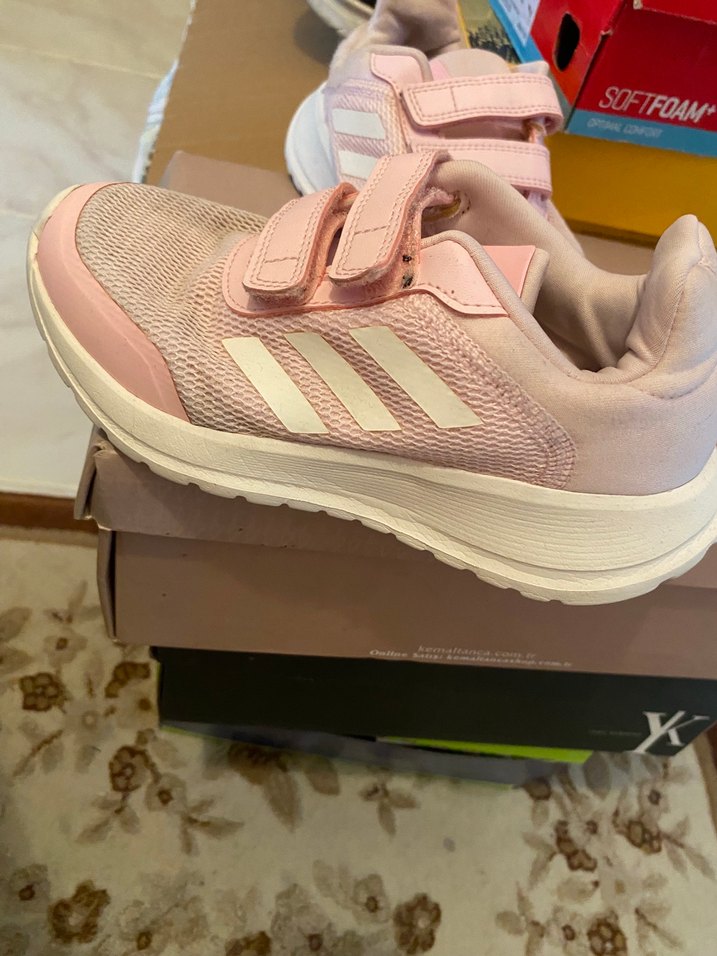 Orj adidas Kız Çocuk Pembe Cırt Cırtlı Spor Ayakkabı - Görsel 3