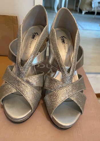 Gri Simli Yılan Desenli Yüksek Topuklu Kadın Ayakkabı - Görsel 7