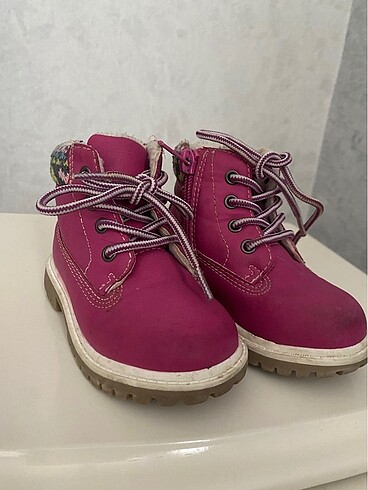 Pembe bot