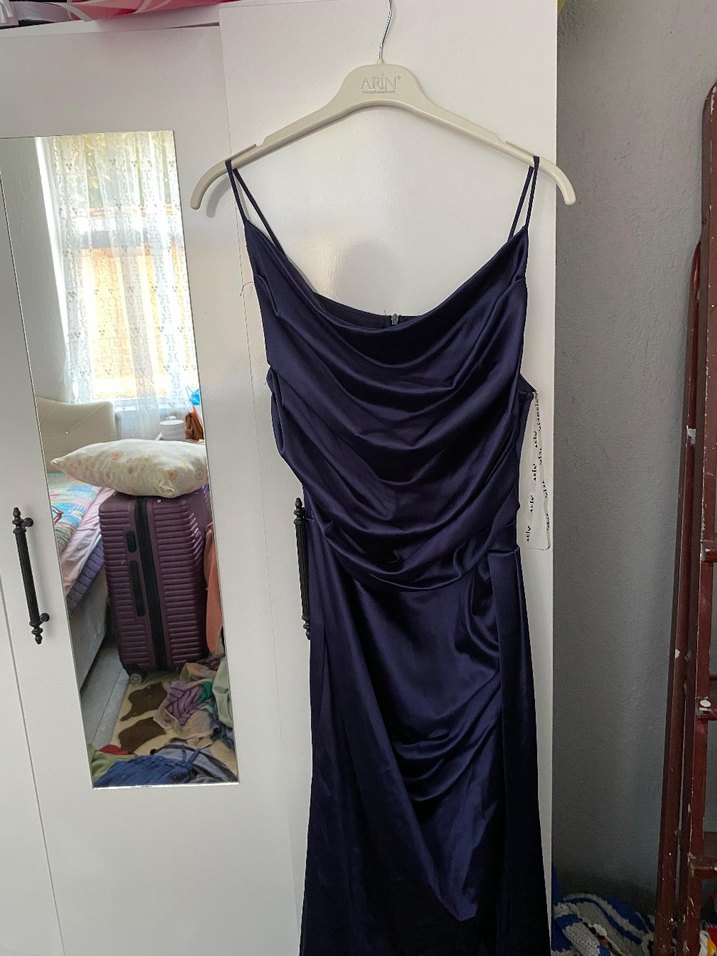 Lacivert Drapeli Askılı kısa elbise kuyruklu  Abiye Elbise - Görsel 2