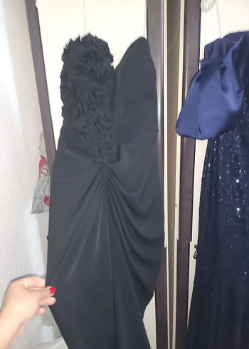 Drapeli Siyah Straplez Uzun Abiye Elbise